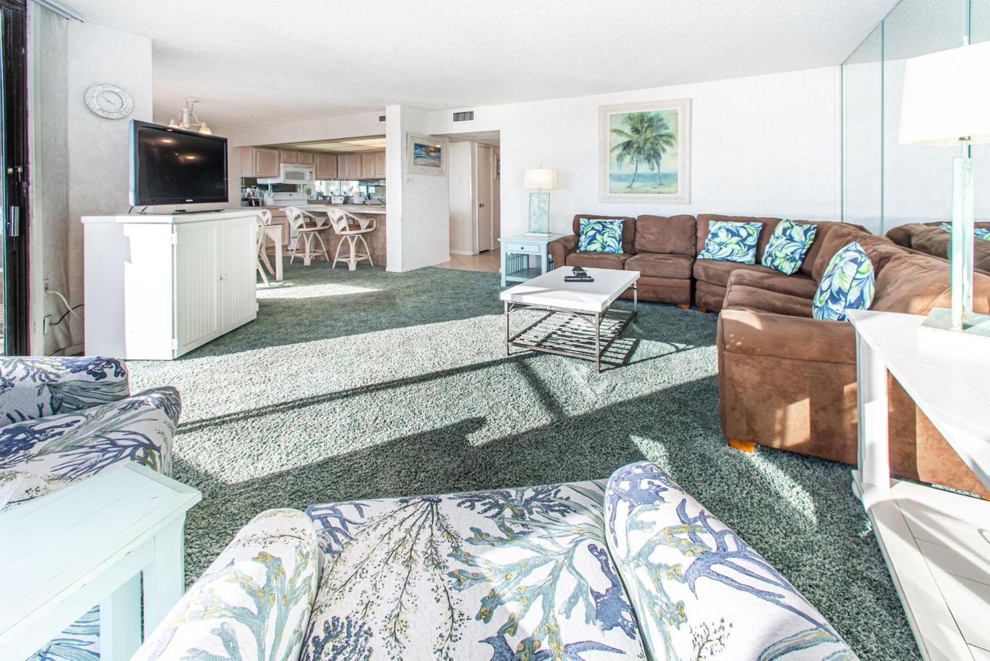 Windward 106 At Edgewater *